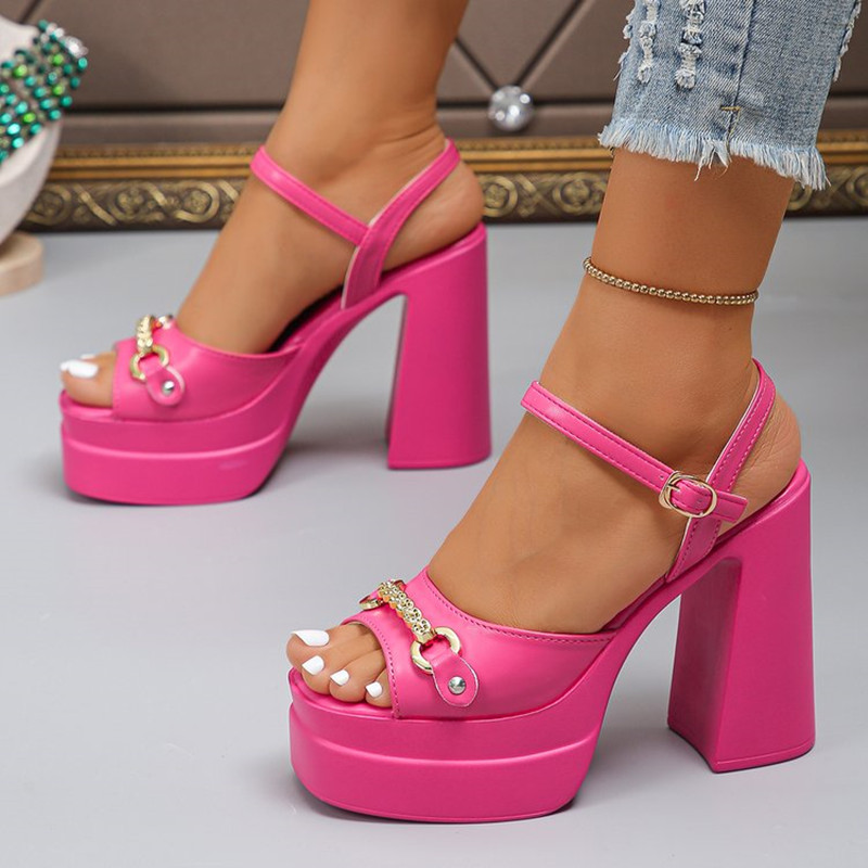 Casual Sandal Leather - Sepatu Wanita Model Sandal Catwalk Ukuran